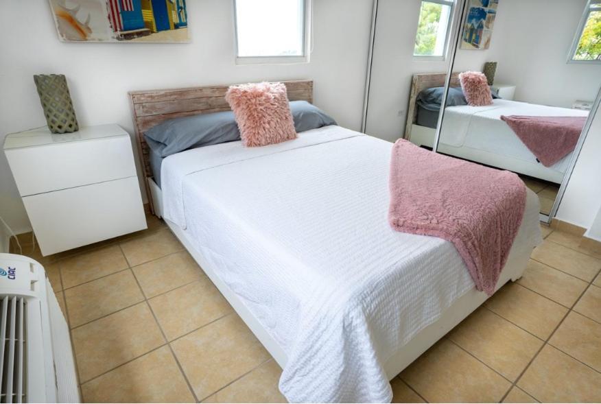 Luxury Apartment With Ocean Views Fajardo Bagian luar foto